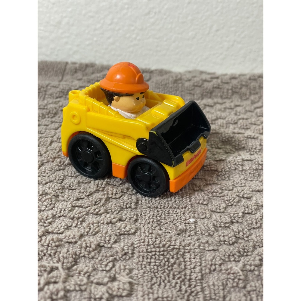 Fisher-Price Little People 2009 Wheelies‎ Skid Steer Loader Toddler Toy Yellow